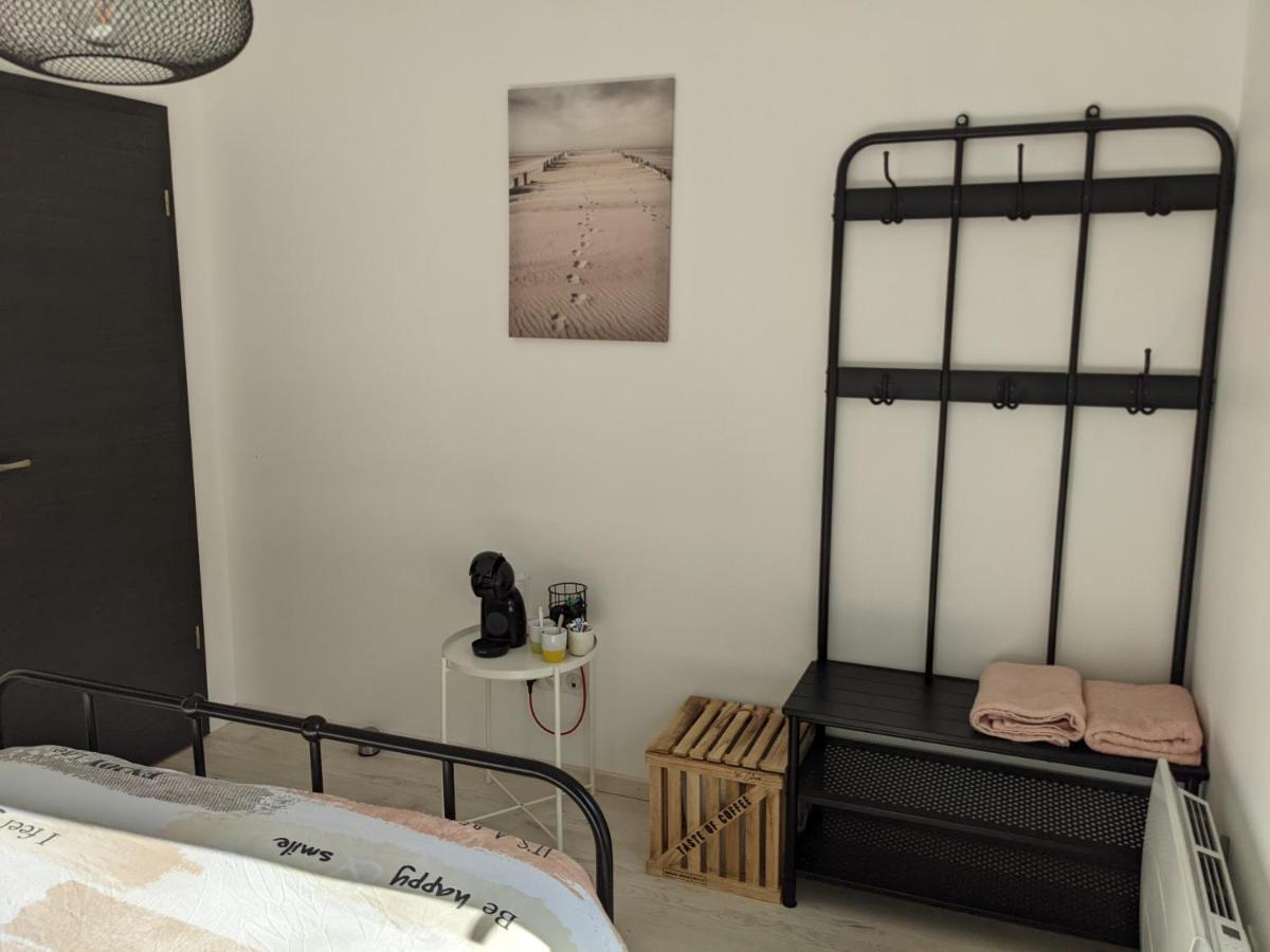 Chambre double indépendante NATURALE au sein du domaine PASSELOUP Porte Des Pierres Dorees Extérieur photo