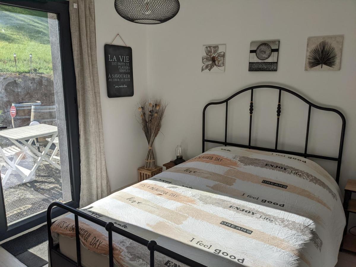 Chambre double indépendante NATURALE au sein du domaine PASSELOUP Porte Des Pierres Dorees Extérieur photo