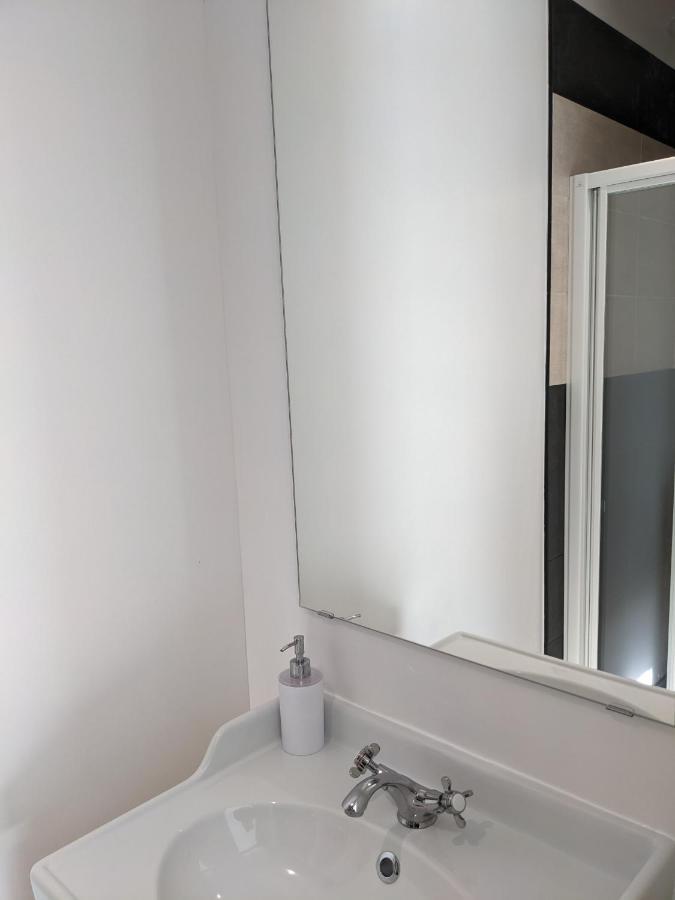 Chambre double indépendante NATURALE au sein du domaine PASSELOUP Porte Des Pierres Dorees Extérieur photo